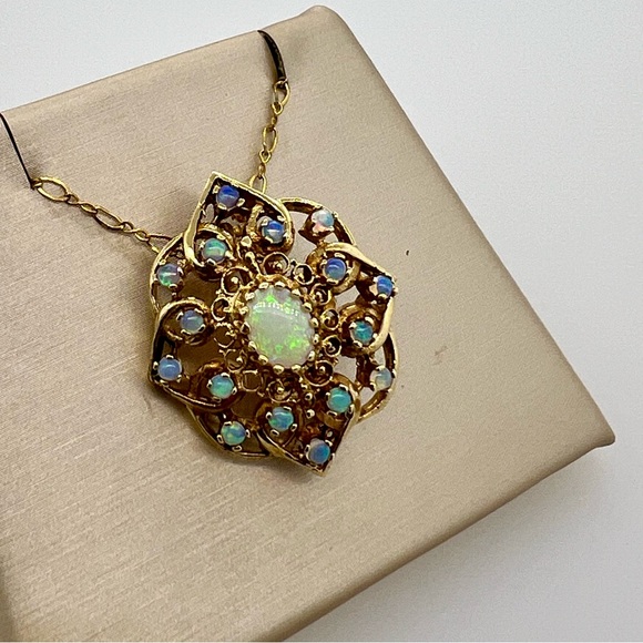 Vintage 14k Gold Opal Pendant / Brooch - Picture 2 of 12